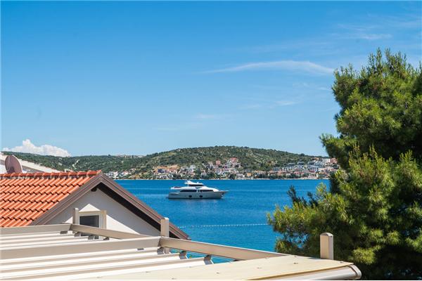 Apartment A2, for 3 persons