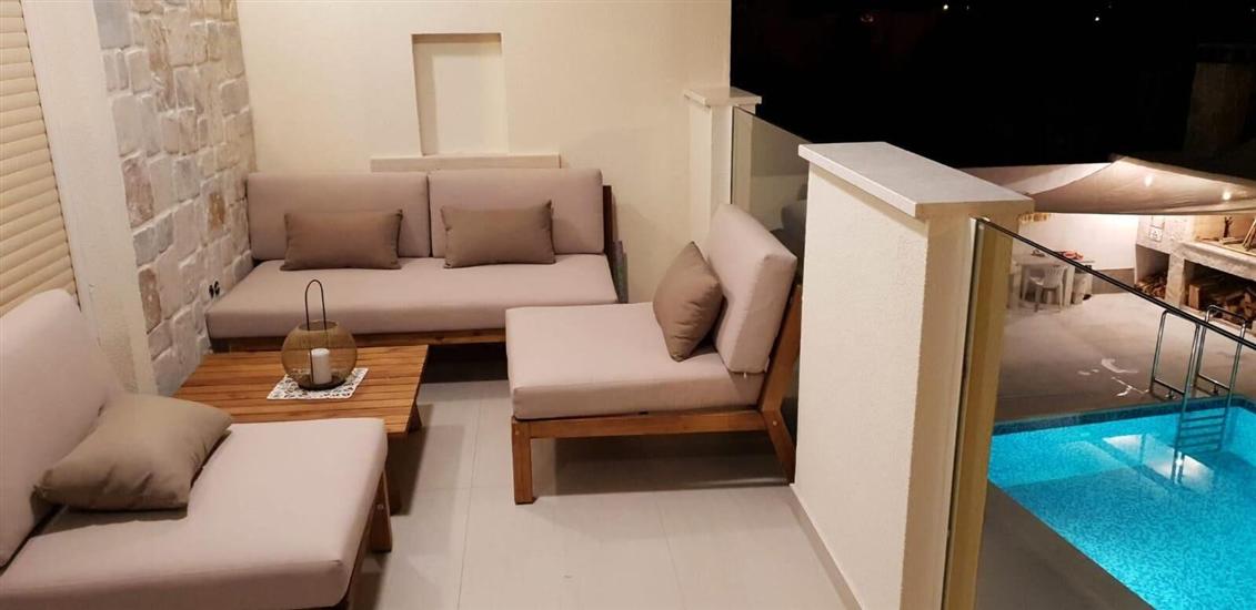 Apartment A2, for 5 persons