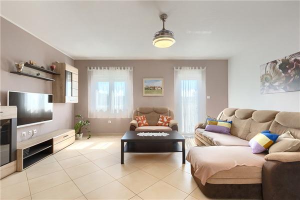 Apartment A1, for 6 persons