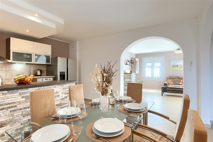 Apartment A1, for 6 persons