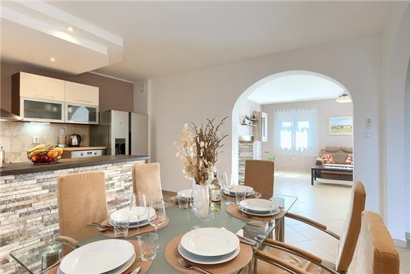 Apartment A1, for 6 persons