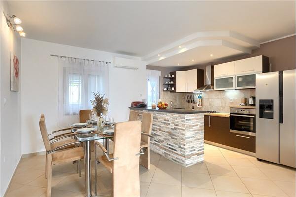 Apartment A1, for 6 persons