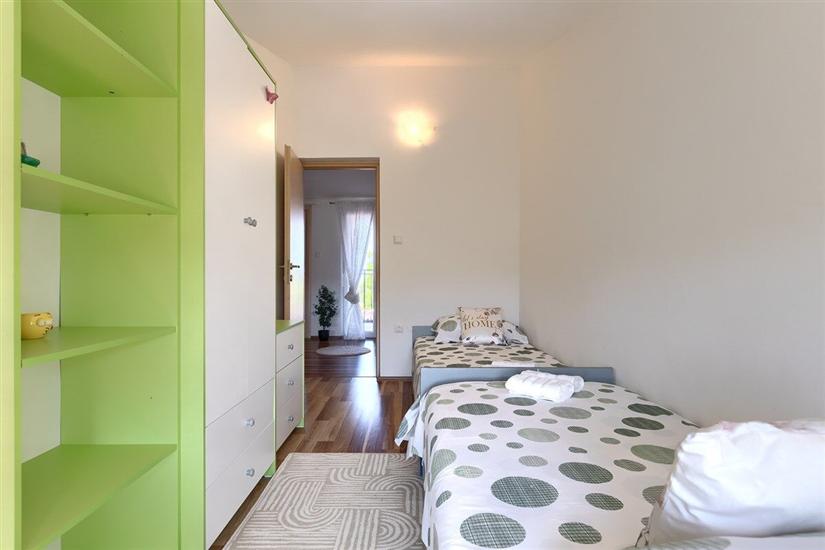 Apartment A1, for 6 persons