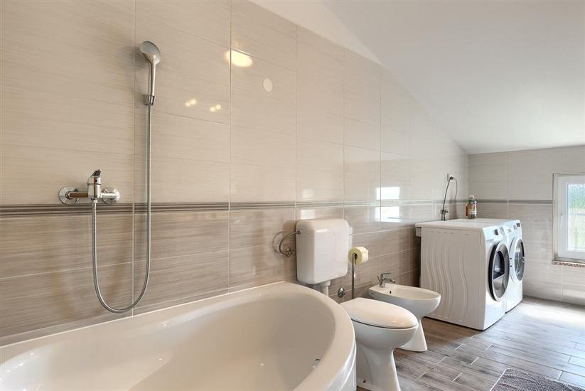 Apartment A1, for 6 persons