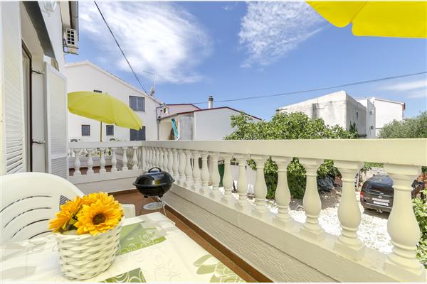 Room S3, for 2 persons