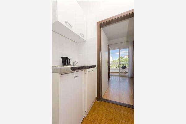 Room S3, for 2 persons