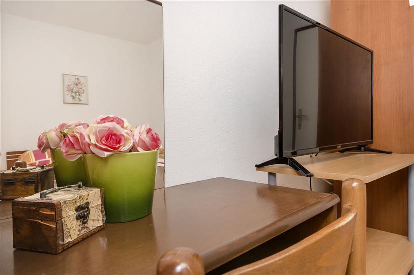 Room S4, for 2 persons