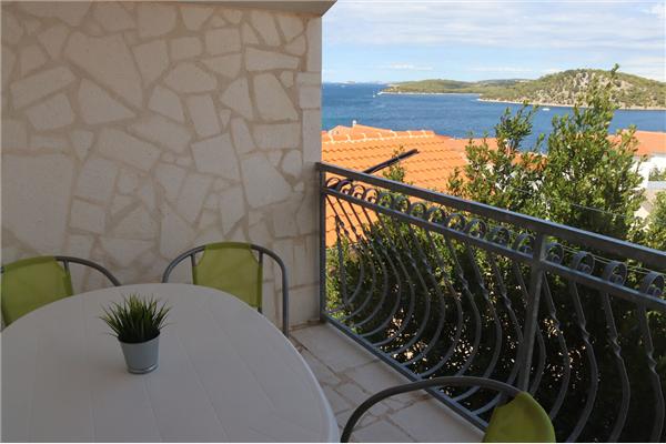 Apartment A3, for 6 persons