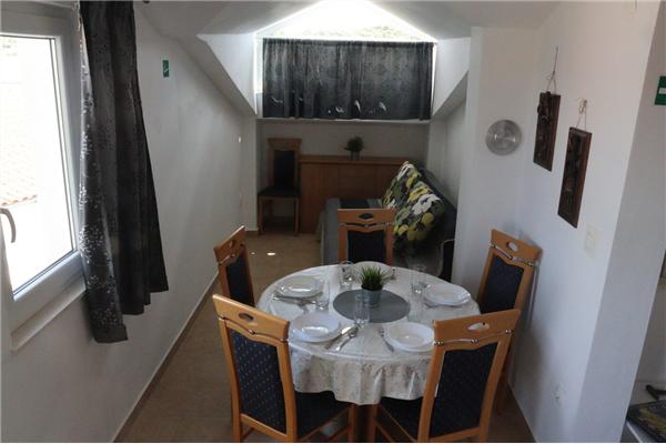 Apartment A3, for 6 persons