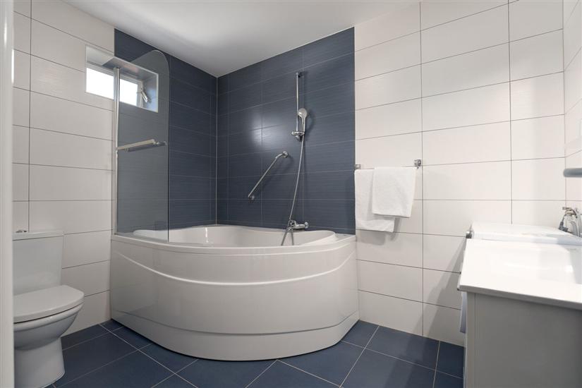 House K1, for 12 persons