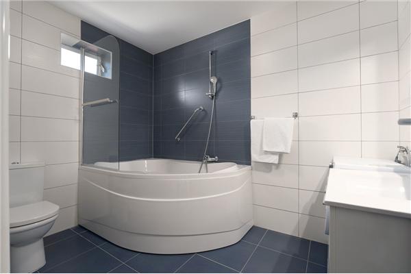 House K1, for 12 persons