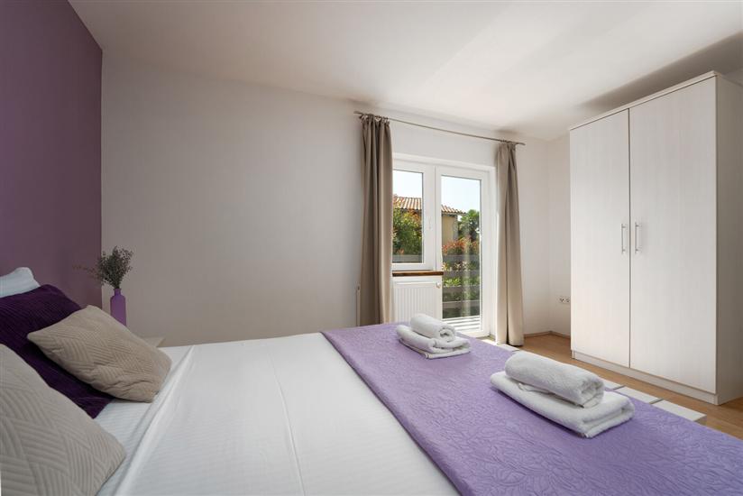 House K1, for 12 persons