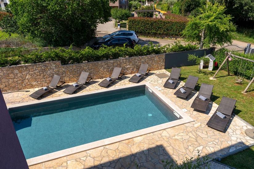 House K1, for 12 persons