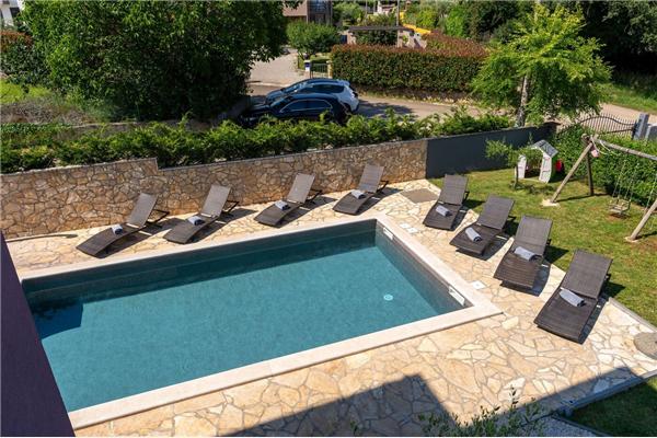 House K1, for 12 persons