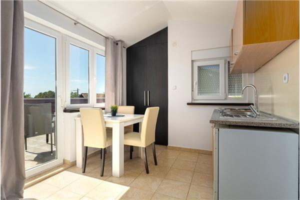 House K1, for 12 persons