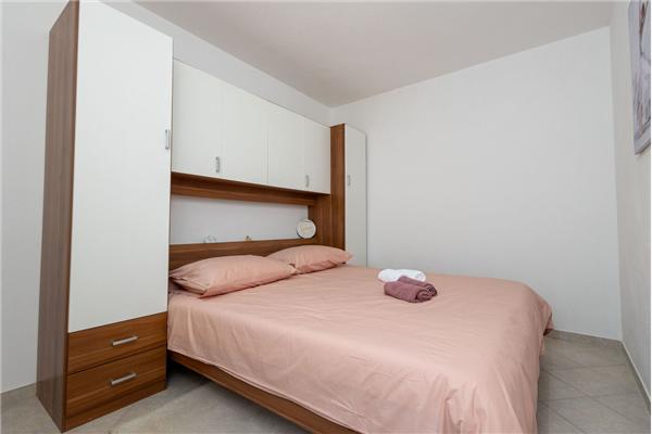 House K1, for 9 persons