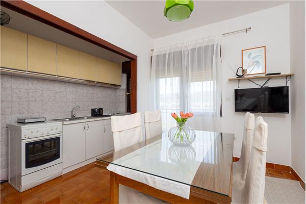 House K1, for 9 persons