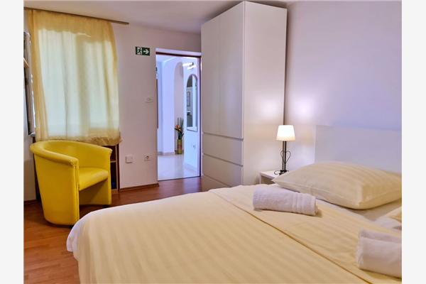Apartment A1, for 4 persons