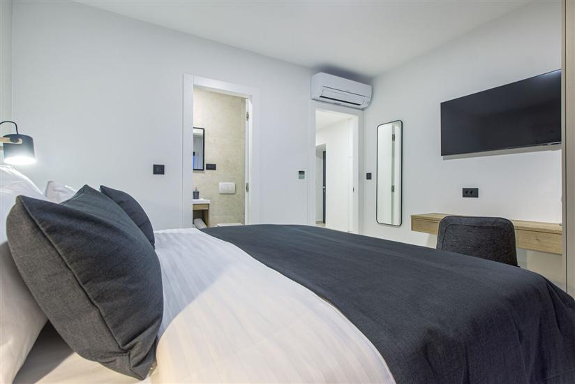 House K1, for 8 persons