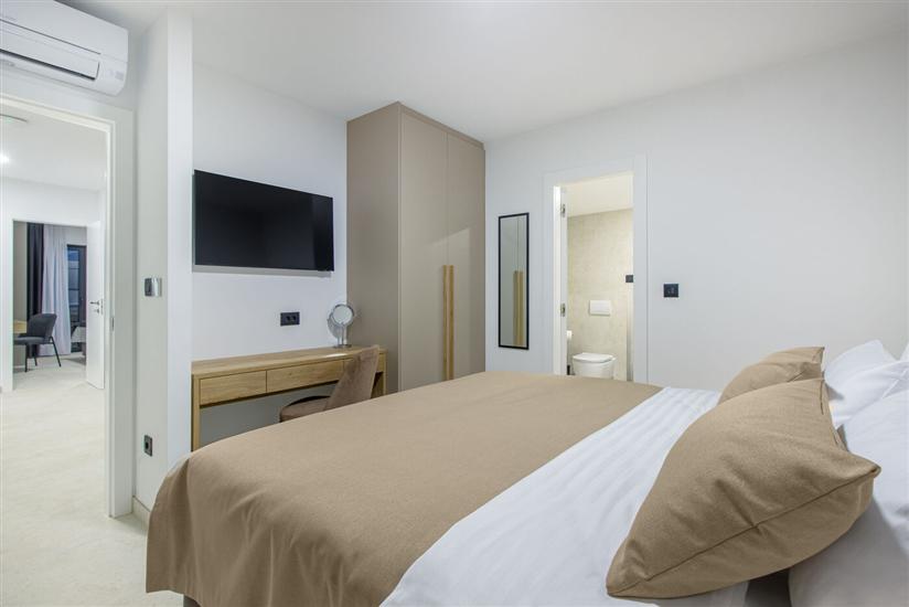 House K1, for 8 persons