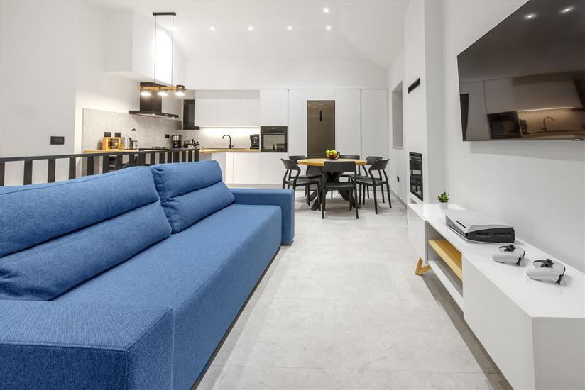 House K1, for 8 persons