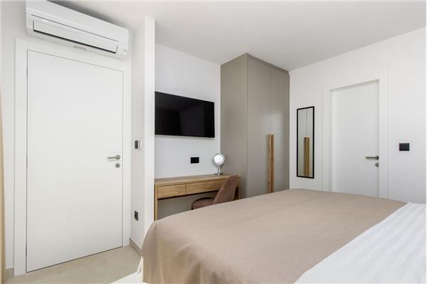 House K1, for 8 persons