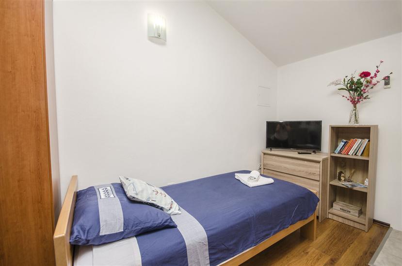 Apartment A5, for 3 persons