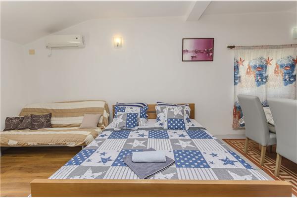 Apartment A5, for 3 persons