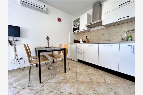 Apartment A2, for 4 persons