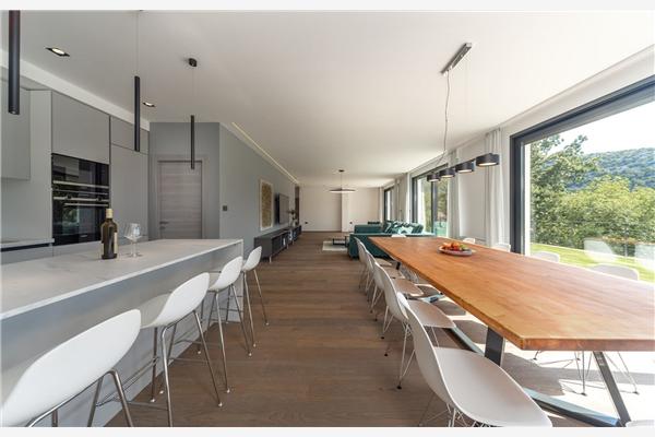 House K1, for 12 persons