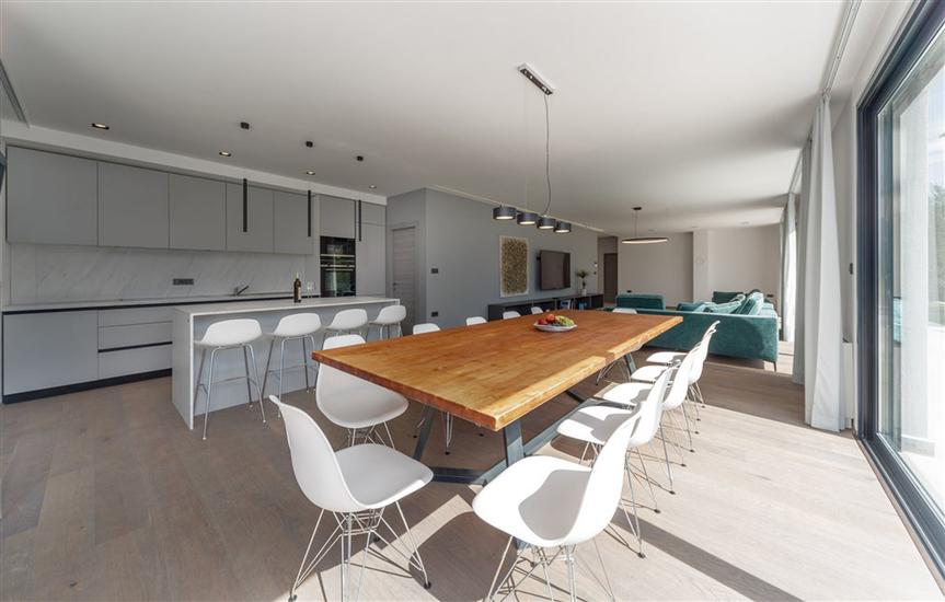 House K1, for 12 persons