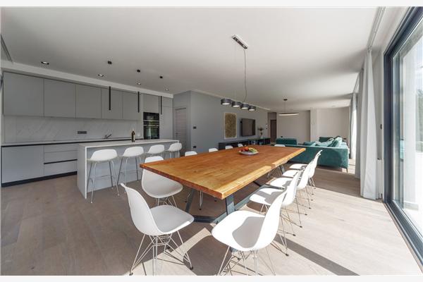 House K1, for 12 persons