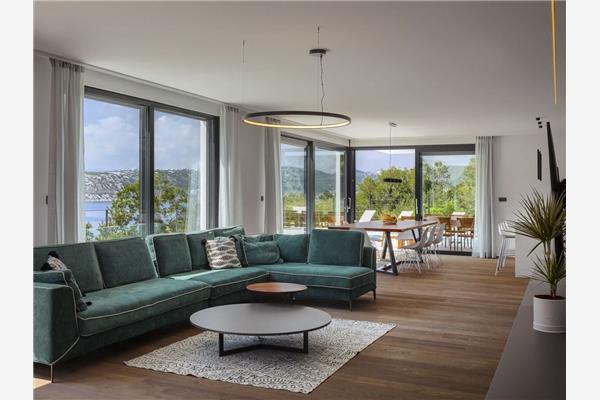 House K1, for 12 persons