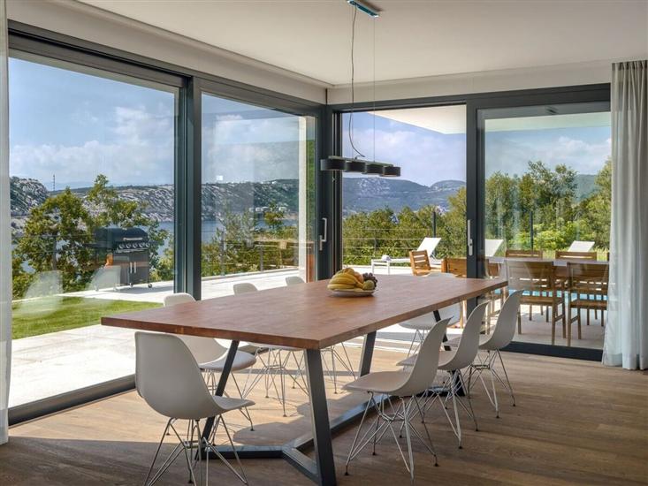 House K1, for 12 persons