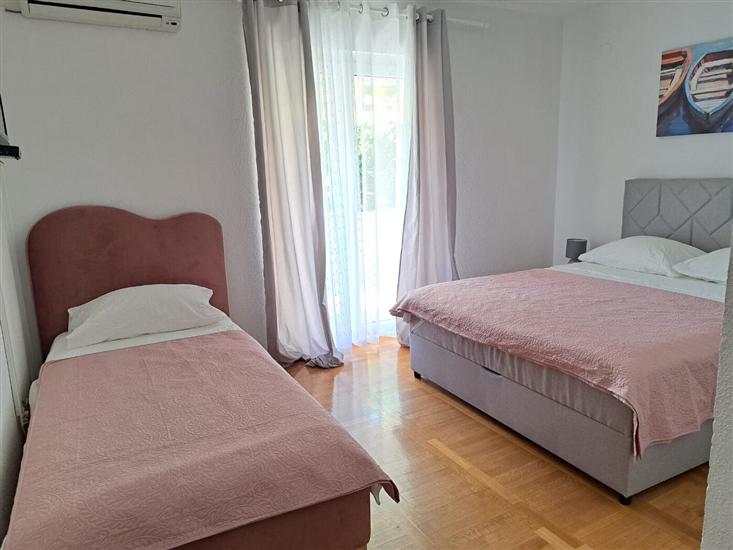 Apartment A2, for 3 persons