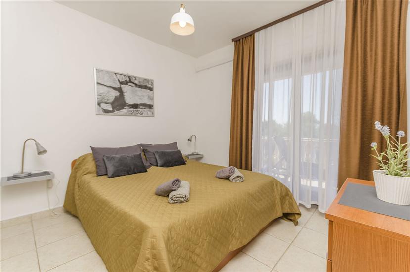 Apartment A2, for 3 persons