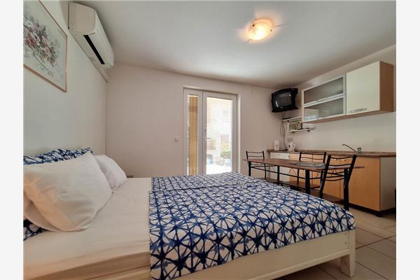 Apartment A1, for 2 persons