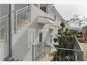 Appartement Split en Trogir Riviera,ReserverenAnitaVanaf 185 €