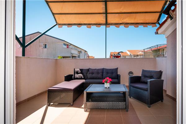 House K1, for 14 persons