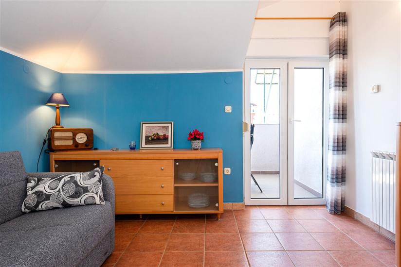 House K1, for 14 persons