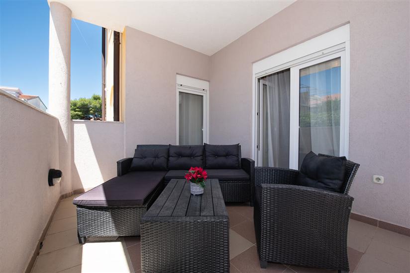 House K1, for 14 persons