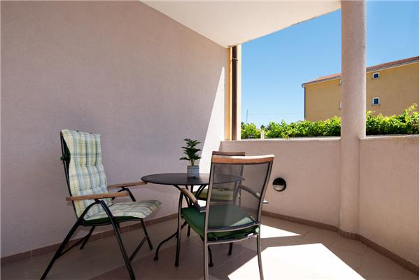 House K1, for 14 persons