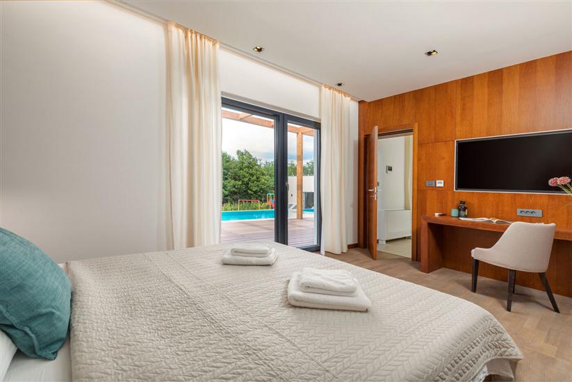 House K1, for 10 persons