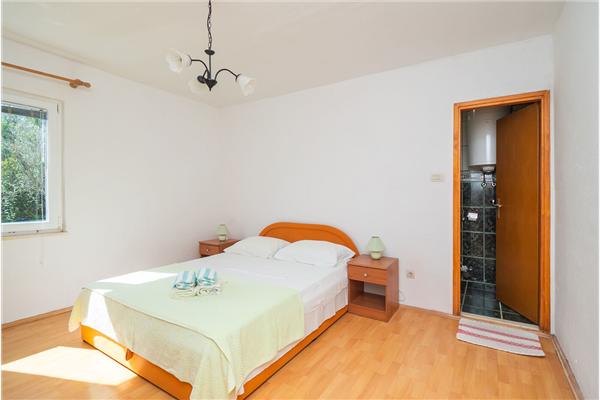 Apartment A1, for 6 persons