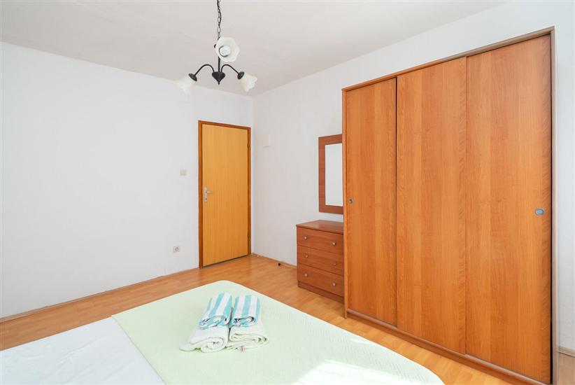 Apartment A1, for 6 persons