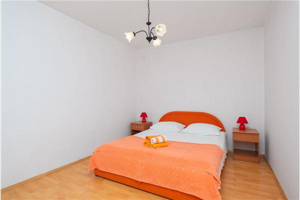 Apartment A1, for 6 persons