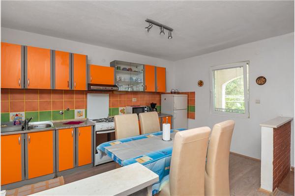 Apartment A1, for 6 persons