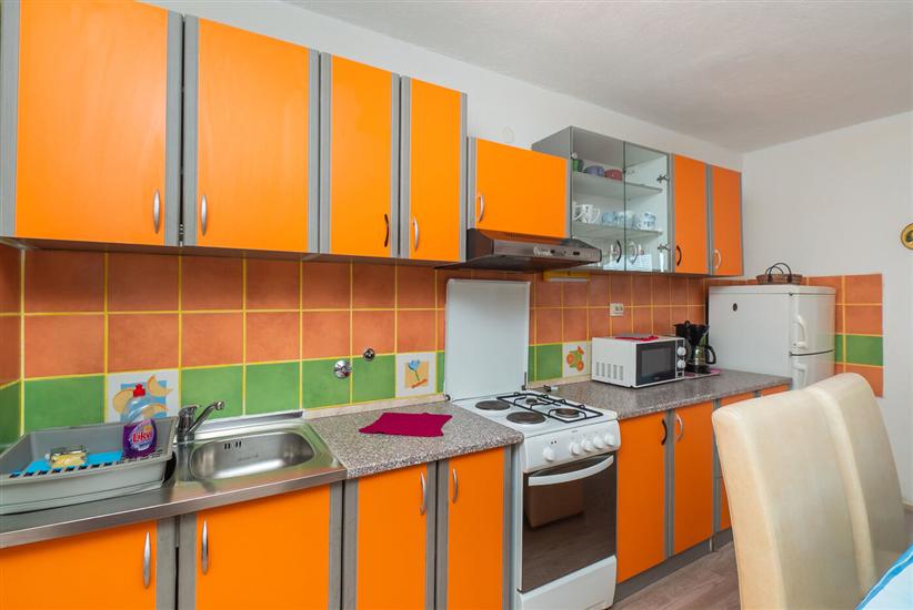 Apartment A1, for 6 persons