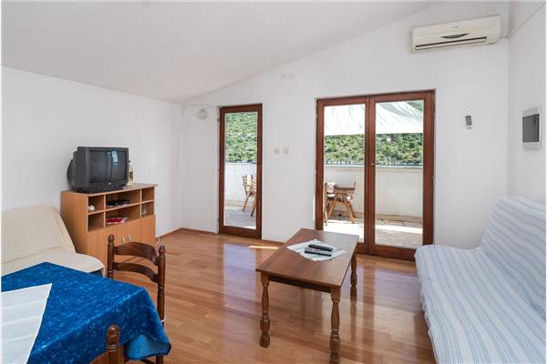 Apartment A2, for 4 persons