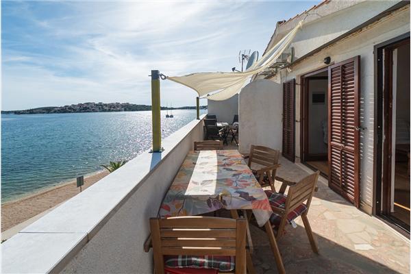 Apartment A2, for 4 persons